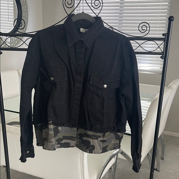 Umgee Jackets & Blazers - Umgee Black and Camouflage Jean Jacket